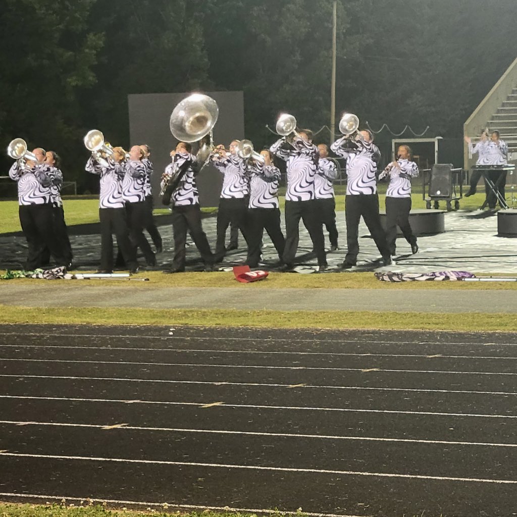 Warren East Bands tweet media