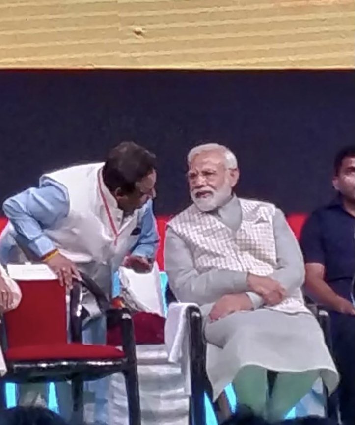 PKhandelwal_MP's tweet photo. देश के 9 करोड़ से अधिक व्यापारियों @CAITIndia के परम हितेषी एवं छोटे व्यापारियों के व्यापार में वृद्धि हेतु सदैव प्रयासरत देश के माननीय प्रधानमंत्री श्री @narendramodi जी को अवतरण दिवस पर बधाई ।हम आपके सशक्त नेतृत्व में भारत को विश्व गुरु बनाने के लिए संकल्पित हैं  @PMOIndia  #PMModiBirthday