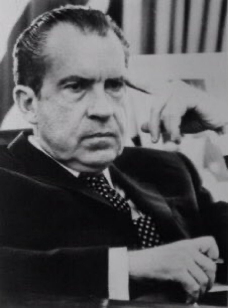 EricStreetman's tweet photo. #BigWhopperLiarDay 🤥🤥🤥🤥 #RichardNixon #POTUS37 #BillClinton #POTUS42 #RyanLochte #BigFatLiar (c. 2002) #PaulGiamatti 🎞🎥🎬📽🎭 https://t.co/hvjbyBgSxv