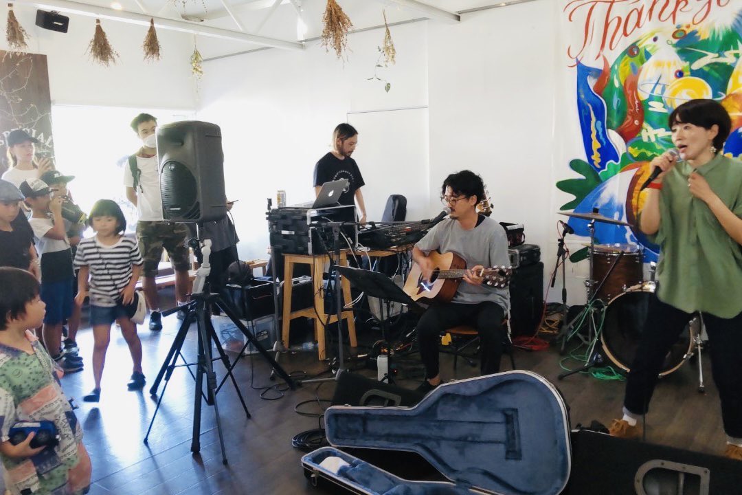 sekoguchi_a's tweet photo. #39TABLE の振り返り。まずはミュージシャンその1。rie、睡蓮、yu-ka！ https://t.co/62Y5LU5lPk