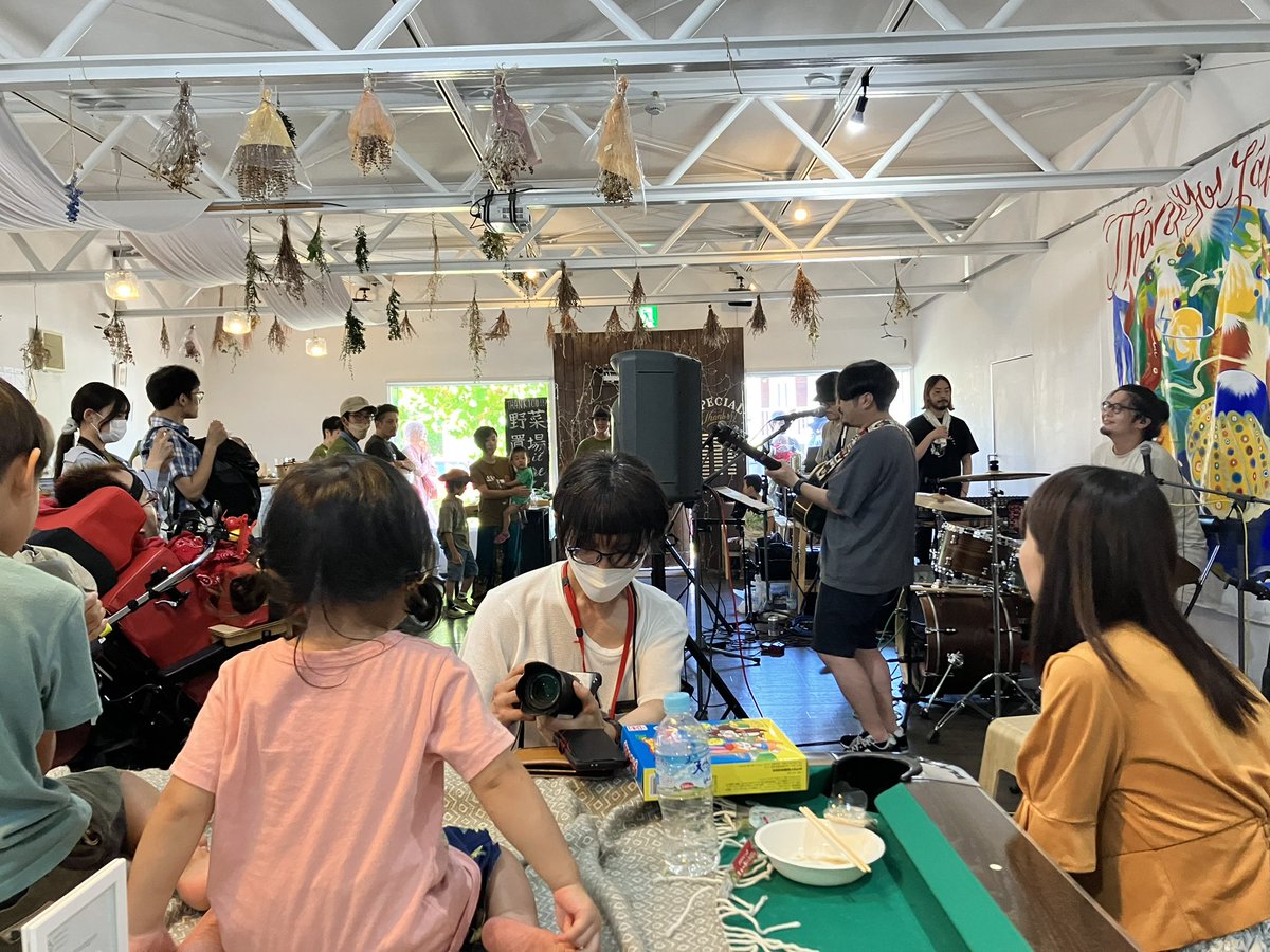 sekoguchi_a's tweet photo. #39TABLE の振り返り、ミュージシャンその2。ヤジマXと阿南遼介！ https://t.co/GySMyVfa7a