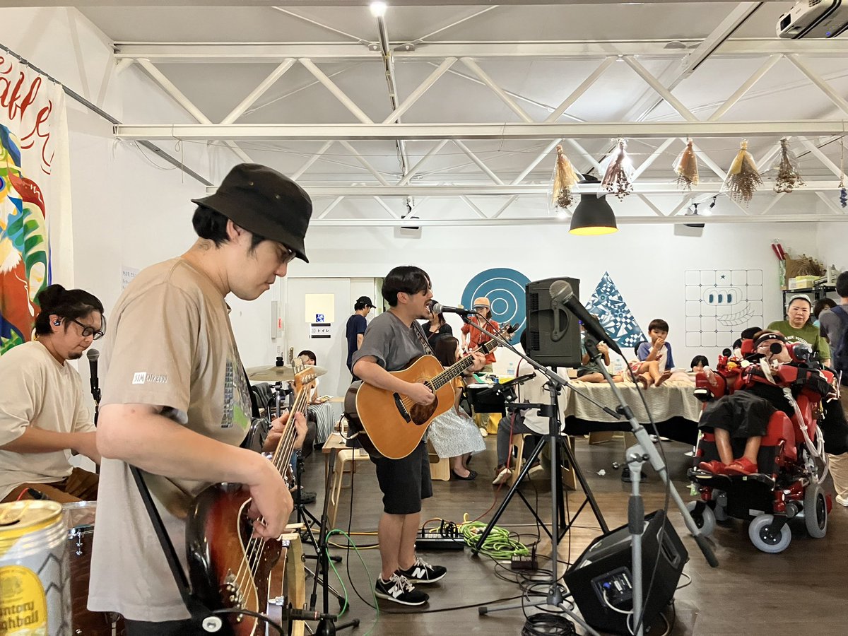 sekoguchi_a's tweet photo. #39TABLE の振り返り、ミュージシャンその2。ヤジマXと阿南遼介！ https://t.co/GySMyVfa7a