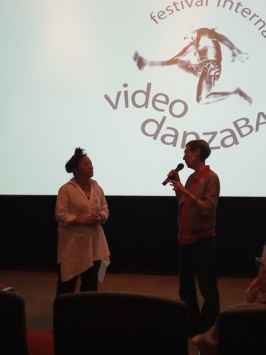 FestVDBA's tweet photo. Debates pre-programas con el equipo curatorial del festival, proyecciones especiales y destacados del día de hoy de 🇧🇷 y 🇺🇸 y nuestra directora en charla con la cineasta y directora invitada Li Chiao Ping 💜 ¡Los esperamos mañana desde las 18hs en @elculturalsm! Entrada gratuita. https://t.co/Wp2OB1TJZa
