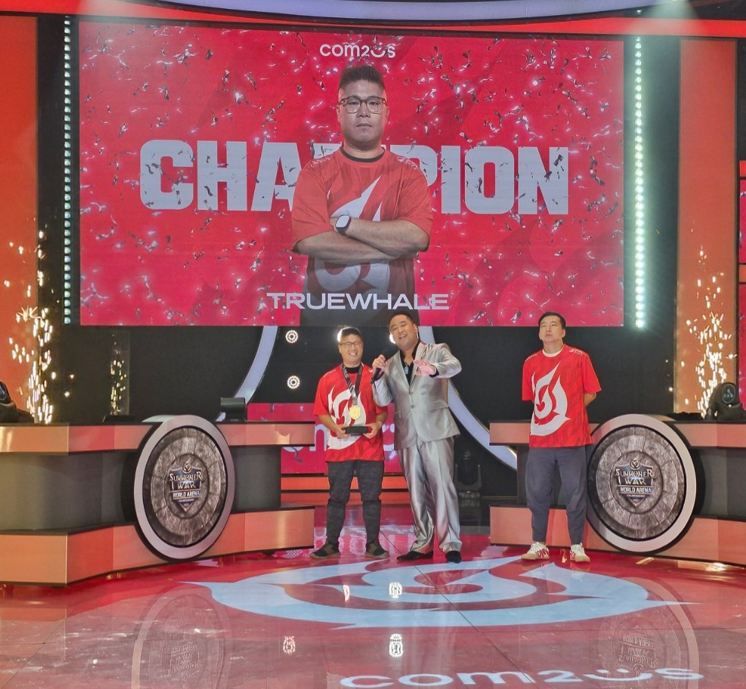 summonerswarapp's tweet photo. Americas Cup has come to an end! 🔥

Congratulations to Truewhale for being crowned the Americas Cup 2023 champion! We would also like to thank all of our other great competitors and the Summoners that joined us here today. 

#SummonersWar #Com2uS #SWC2023 #AmericasCup https://t.co/PF5ht1M2wl