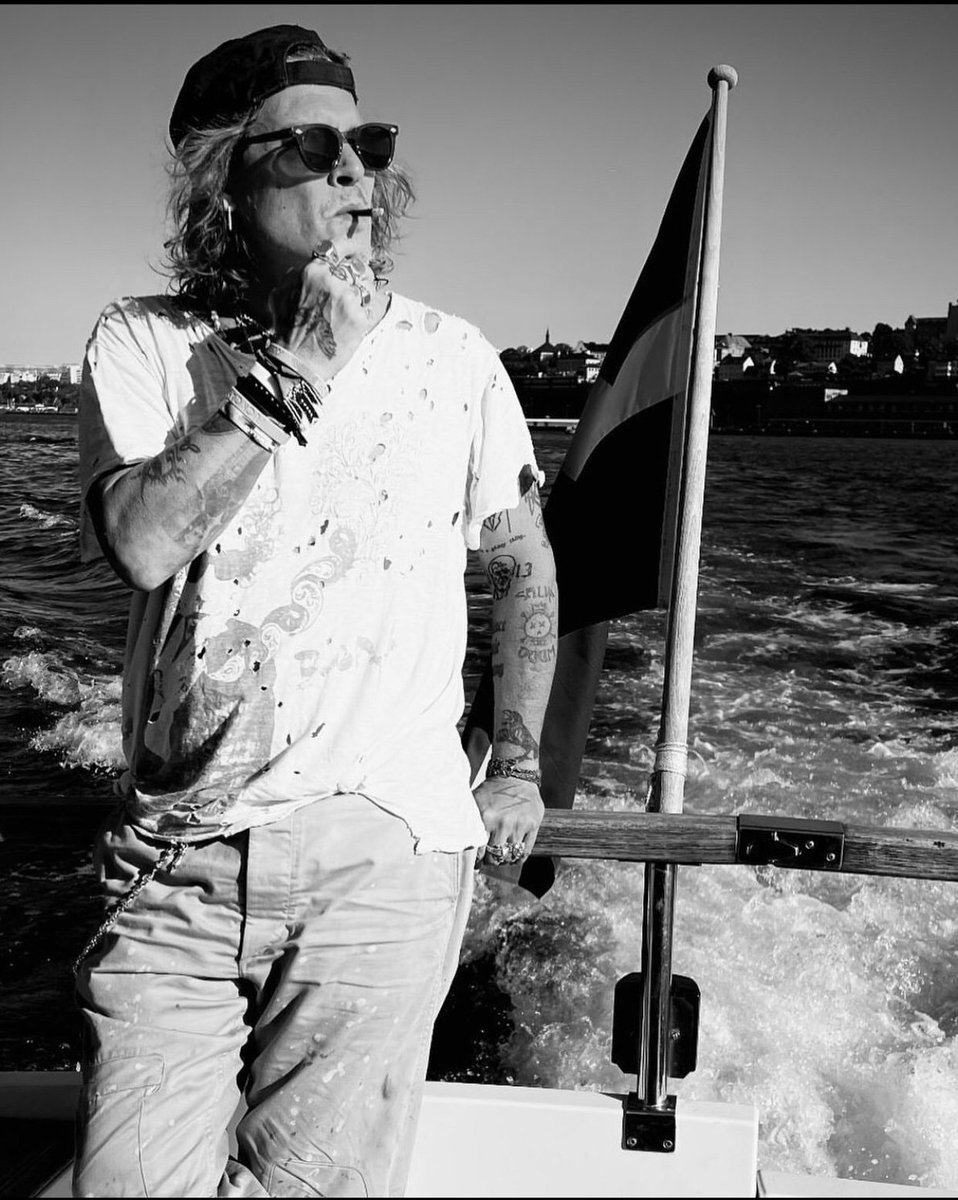 Johnny Depp (@johnnydepp74187) on Twitter photo 