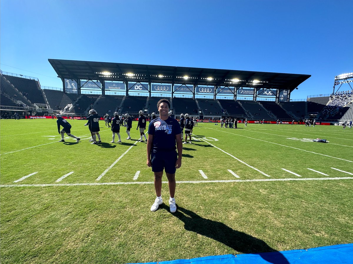 MikaLevy10's tweet photo. I want to thank @coachnickgould,@vh3omega, and @Coach_KBarger  of @HUBISONFOOTBALL for the invite to the Truth and Service Classic. Great hospitality, I had an amazing time. Go Bison! https://t.co/KIMaaEdVLe