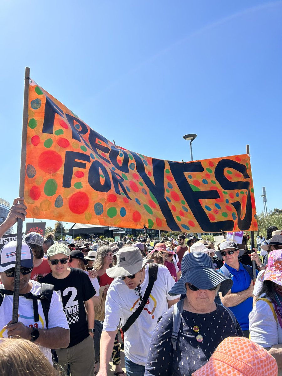 cherryleeb62's tweet photo. Moving into a unified future. #WalkForYes23 #WalkForYes #VoteYesAustralia #UnionsForYes #WalkForYesPerth https://t.co/55lv2RoAEE