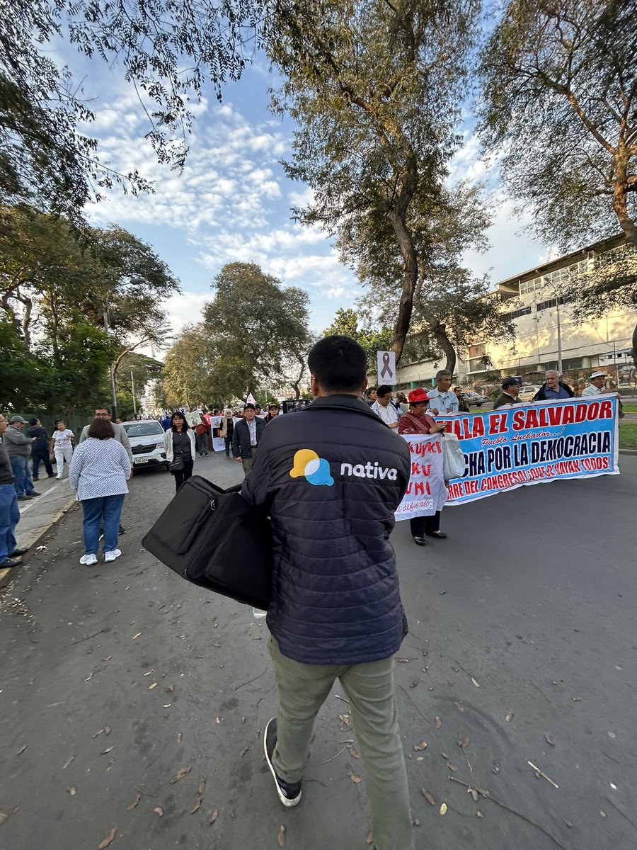 larryportera's tweet photo. Excongresista Gloria Helfer en marcha del #16S en Lima 🇵🇪 https://t.co/paQSgJI7Qy