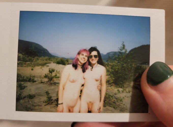 beach girlies!! @NadjaWinters ?

today was my first time swimming since i started my transition a few