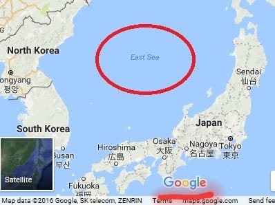 일본인들은 말합니다. 세계의 97%지도가 '일본해'라 표기하니 포기하라고. 그러나 한국인들은 말합니다. 세계의 3%지도가 '동해'라 표기하니 이제 시작이라고. 이런 거 올리는 데 20초도 안 걸립니다. 잠깐 시간 내서, 일본에게 한국 네티즌의 힘을 보여줍시다.