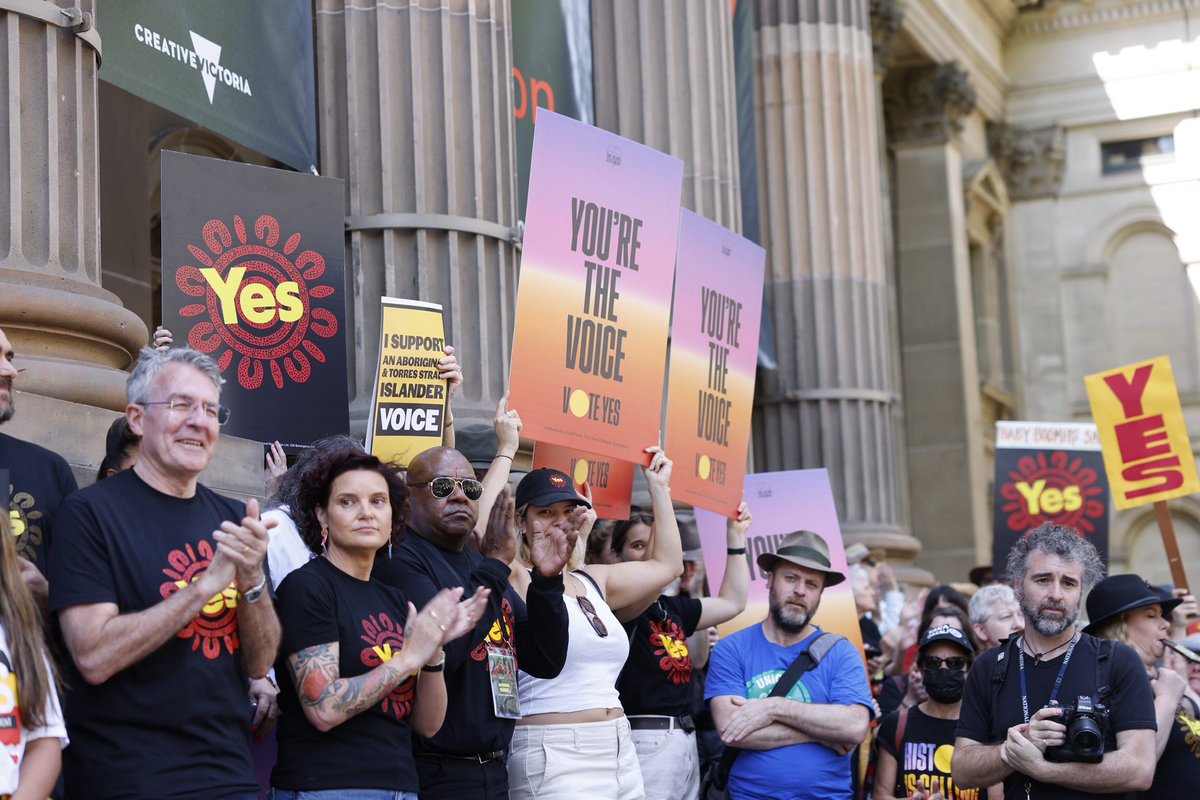 MarkDreyfusKCMP's tweet image. Thank you Melbourne for turning out in such massive numbers to support the Voice to Parliament - walking together for a better future. #voteyes