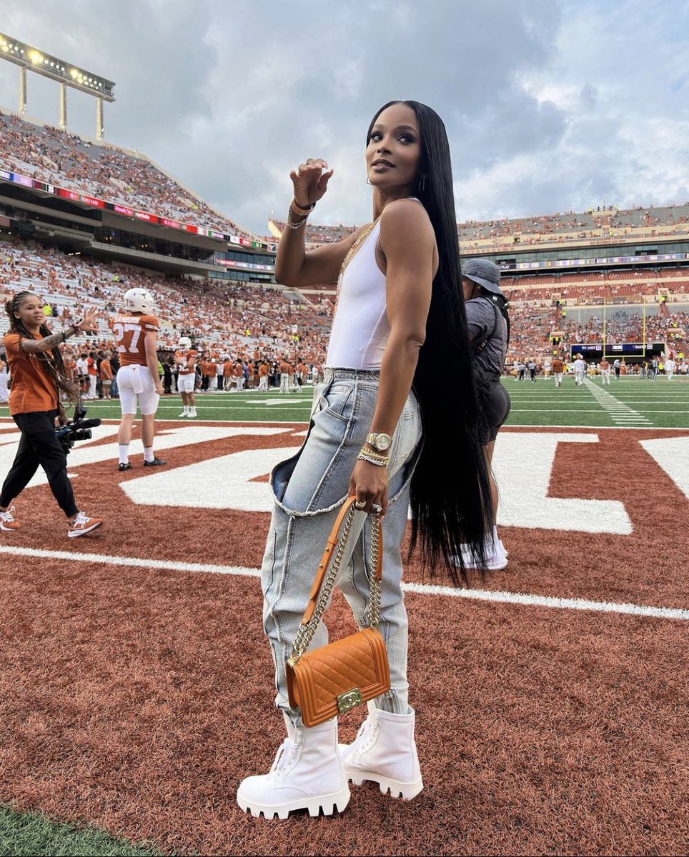 The Life of a Texas Longhorns Coach's Wife: Love, Challenges, and Community