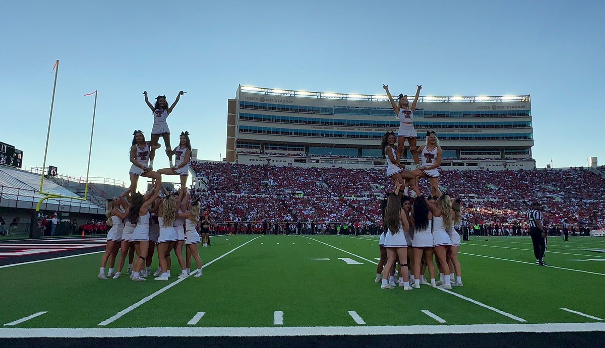ttucheer's tweet photo. Gameday pictures! #wreckem https://t.co/ndn2pt2sXQ