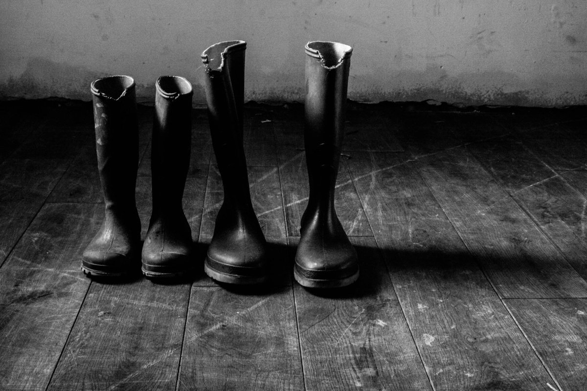NdavisonR's tweet image. Off to document a babies christening #dayjob - Sunday is a working day in self employment 🖤