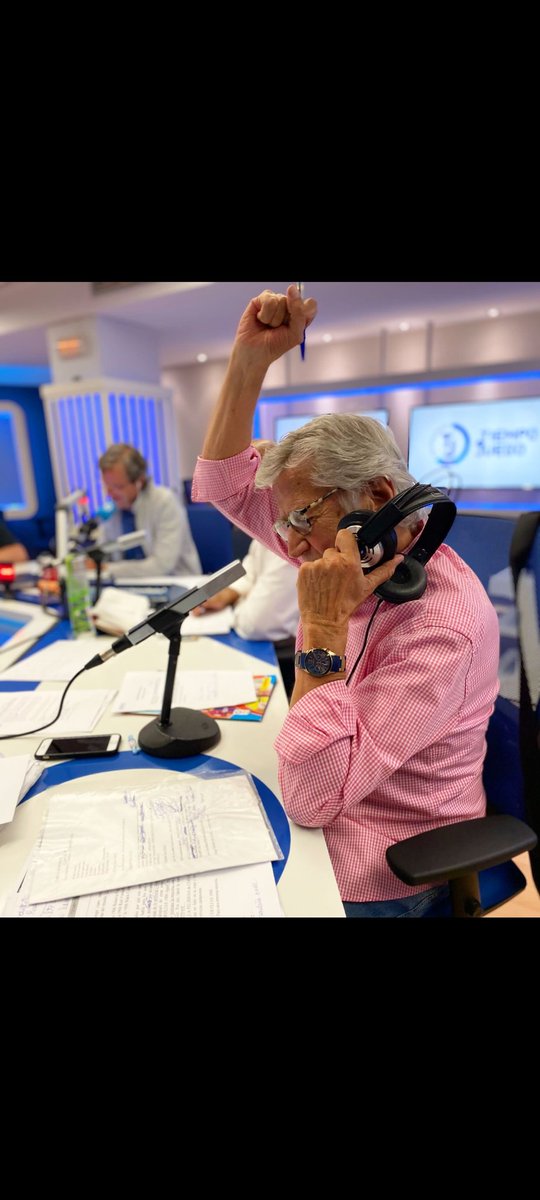 Por diosssss no puede ser,Pepeeee un purito,los domingos por la tarde ya no serán lo mismo 🥺🥺🥺🥺 D.E.P