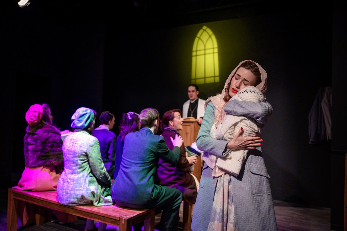 pubtheatres1's tweet image. #LPTAwardsFinalist

DIRECTOR
@KeithStrachan  for NEXT DOOR’S BABY and ABOUT BILL @TheatreAtTabard 
Wiebke Green for JOURNEY TO VENICE @JourneytoVenice @finborough 

CONT.