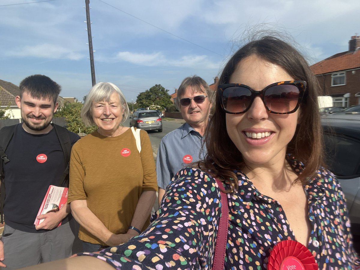 Out in Hellesdon yesterday with a lovely team in the sunshine to listen to concerns of local residents