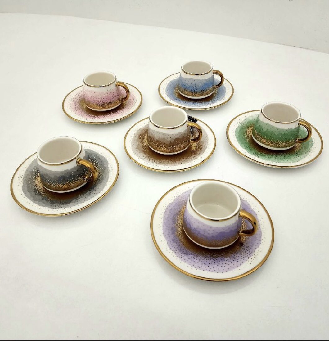 Bu Güzel fincanlarla kahvenizi yudumlayın.
Fincanları incelemek için web sitemizi ziyaret edin 
🌐enuygunhersey.com
Ürünlerin linki ⬇️
enuygunhersey.com/product/krd-23…
#türkkahvesi #fincan #fincantakımı #fincanaşkı #türkkahvekeyfi #fincantakımları #fincanseti #alışveriş