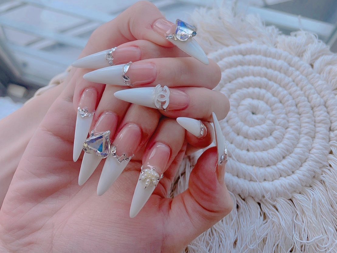 yaookstudio's tweet photo. ———————————————————
アメ村ネイルサロン　Yaook Nail
四ツ橋駅から徒歩5分
ご予約LINE 【@176vefok】
———————————————————

#大阪ネイルサロン#心斎橋ネイルサロン #アメ村ネイルサロン #nail #nailart #itanail #characternail#ネイル https://t.co/epf7LBa8XP