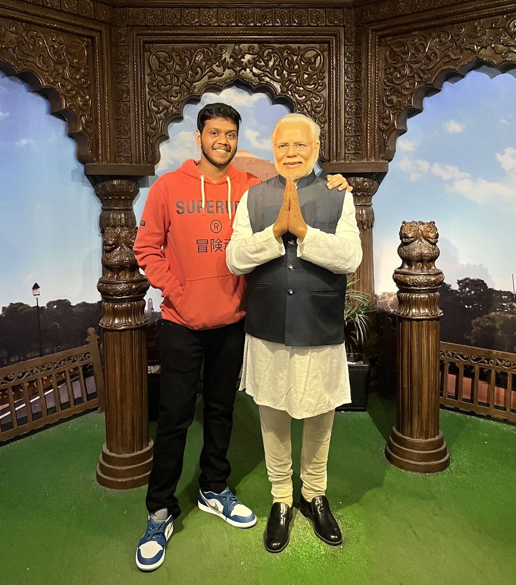 N_Pavan583's tweet image. Happy Birthday Mowa🎂🍾🍻 @narendramodi @PMOIndia 

#PM #India #Funtweets #modi