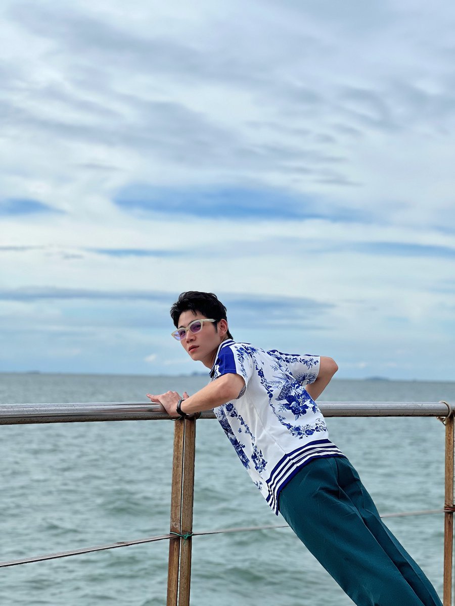 Supjohnn's tweet image. Sea and Beach