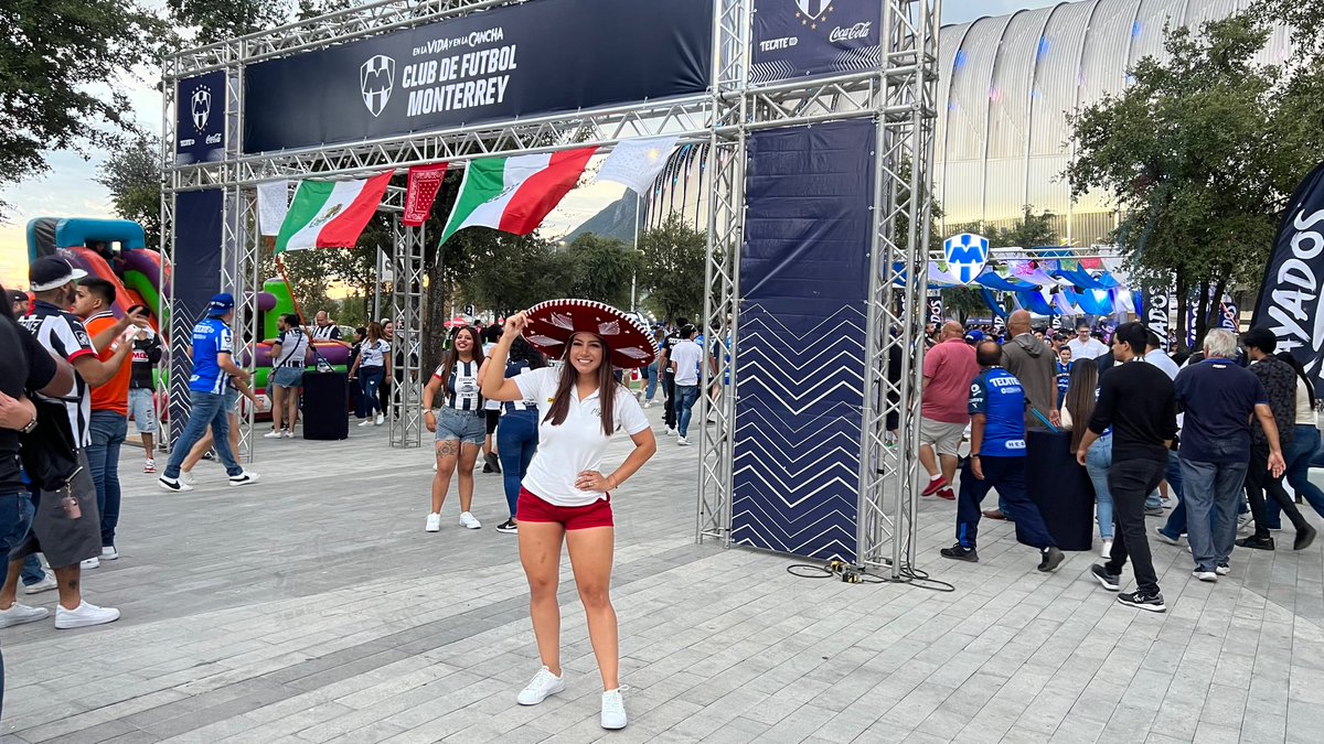 mimyregia's tweet photo. Y se cumplió una vez mas ! 
Si me quedo hasta el final GANA y de paso golea jajaja 

Quienes me saludan y me preguntan saben que siempre les digo lo mismo jajaja 😝 #travez #yavez #yes #rayados https://t.co/pJB0da6D0x