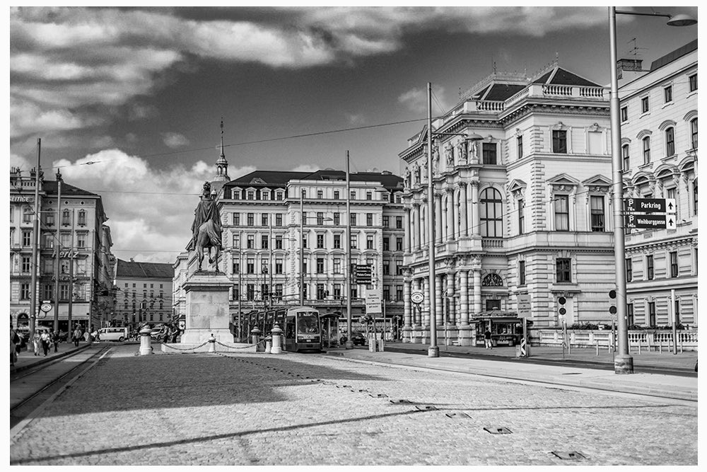 anett_elek's tweet photo. Streets of #Wien .
@ Anett Elek Photography
#vienna #visitaustria #wien #archiecture #canonphotography #canonphoto #blackandwhitephotography #blackandwhite #blackandwhitephoto #urbanphotography #photography https://t.co/3k75WBpNfX