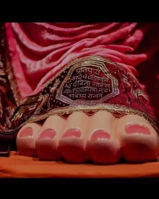 BadlapurVoice's tweet photo. छत्रपती शिवरायांच्या राजमुद्रेचा अवमान केल्याप्रकरणी लालबागचा राजा मित्र मंडळावर गुन्हा दाखल कण्यासाठी मुंबई पोलिस आयुक्त यांच्या कडे मुंबई मराठा क्रांती मोर्चा ची तक्रार दाखल

#lalbaughchaganeshotsav #lalbaugcharaja #ganeshotsav2023 #ganpati #lalbaugh #badlapur #badlapurvoice https://t.co/W92ztcnY4X