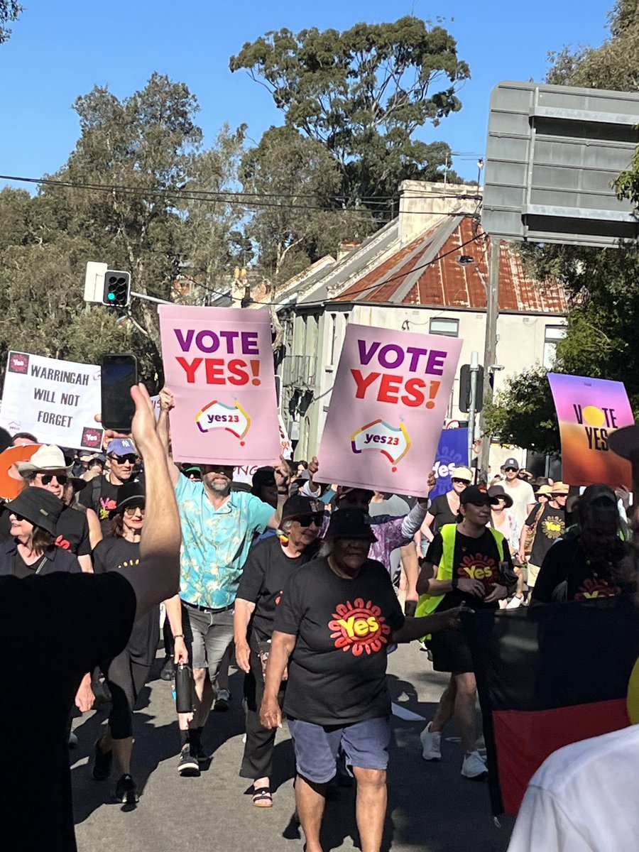 Great to see support from across the political spectrum at Sydney’s #walkforyes ⁦@tanya_plibersek⁩ ⁦@sarahinthesen8⁩ ⁦@barryofarrell⁩ #liberalsforyes ⁦@MThistlethwaite⁩ ⁦@ChrisMinnsMP⁩ ⁦@CloverMoore⁩ #voteyes23