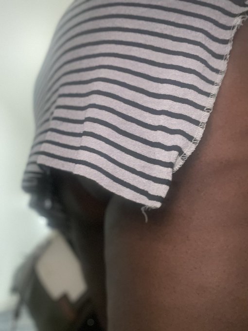 Pretty sure this is supposed to be a shirt but it covers my butt so I wore it as a dress 😁 https://t