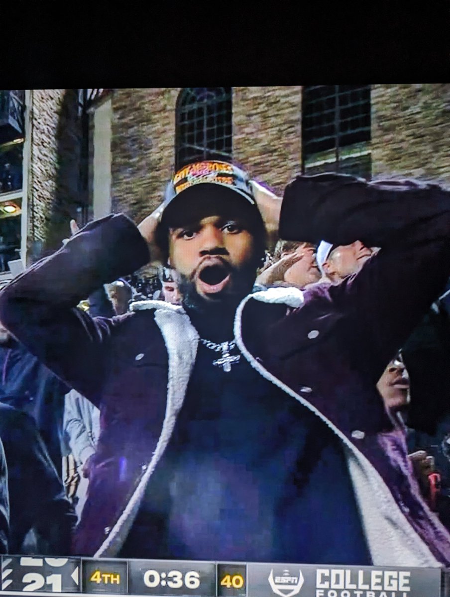 gumby7779311's tweet image. I don't know this dude. Just caught his face on the TV. This is the face we all made!!!#CSUvsCU