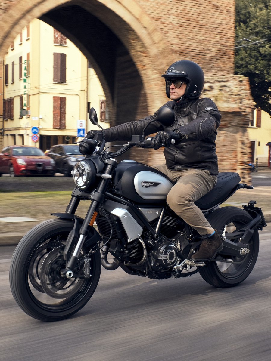 Ducati_India's tweet photo. What's your reason to hit the road with Scrambler 1100 Dark PRO? Wrong Answers only. Comment away!
Discover more: https://t.co/UcYNGlTRZ8
#ScramblerDucati #1100DarkPRO #JustPROs https://t.co/t8MDijQ8hQ