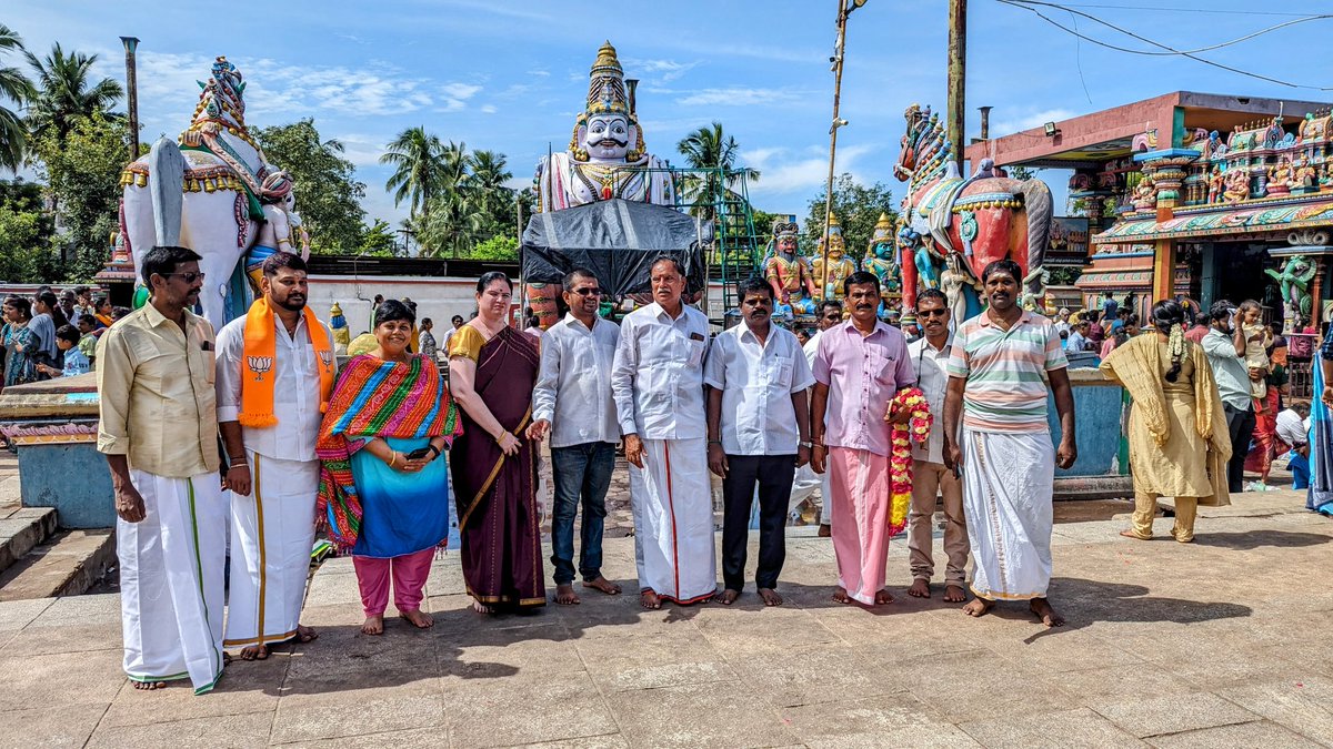 JeevaRBJP's tweet photo. பாரத பிரதமர் திரு @narendramodi  ��வர்களின் பிறந்த நாளை முன்னிட்டு 
திருமுல்லைவாயில் பச்சையம்மன் ஆலயத்தில் அர்ச்சனை மற்றும் சிறப்பு பூஜை செய்து 
 பக்தர்கள் அனைவருக்கும் இனிப்புகள் வழங்கி மகிழ்ந்தோம்🎉
#HappyBdayModiJi 
@rajasimha123 
@annamalai_k 
@BJP4TamilNadu 
@ShivaaBJYM https://t.co/HZnP6PbAye