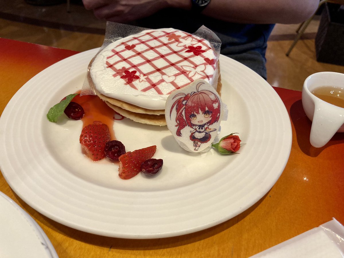 Duck_1725's tweet photo. #みてみてと
兄とスイパラ行ったよー
スイーツ甘すぎてワシにはキツい(´•ω•`) https://t.co/lNVFQcT847
