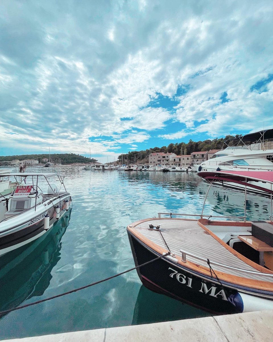 RachelTrelly's tweet photo. Croatia, you cute! 🇭🇷 https://t.co/eT2Wx53Ynf
