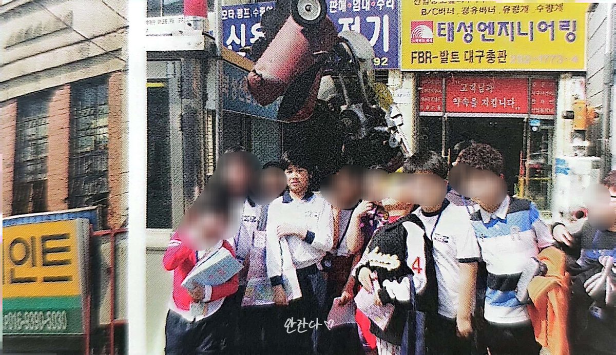 잔다 tweet media