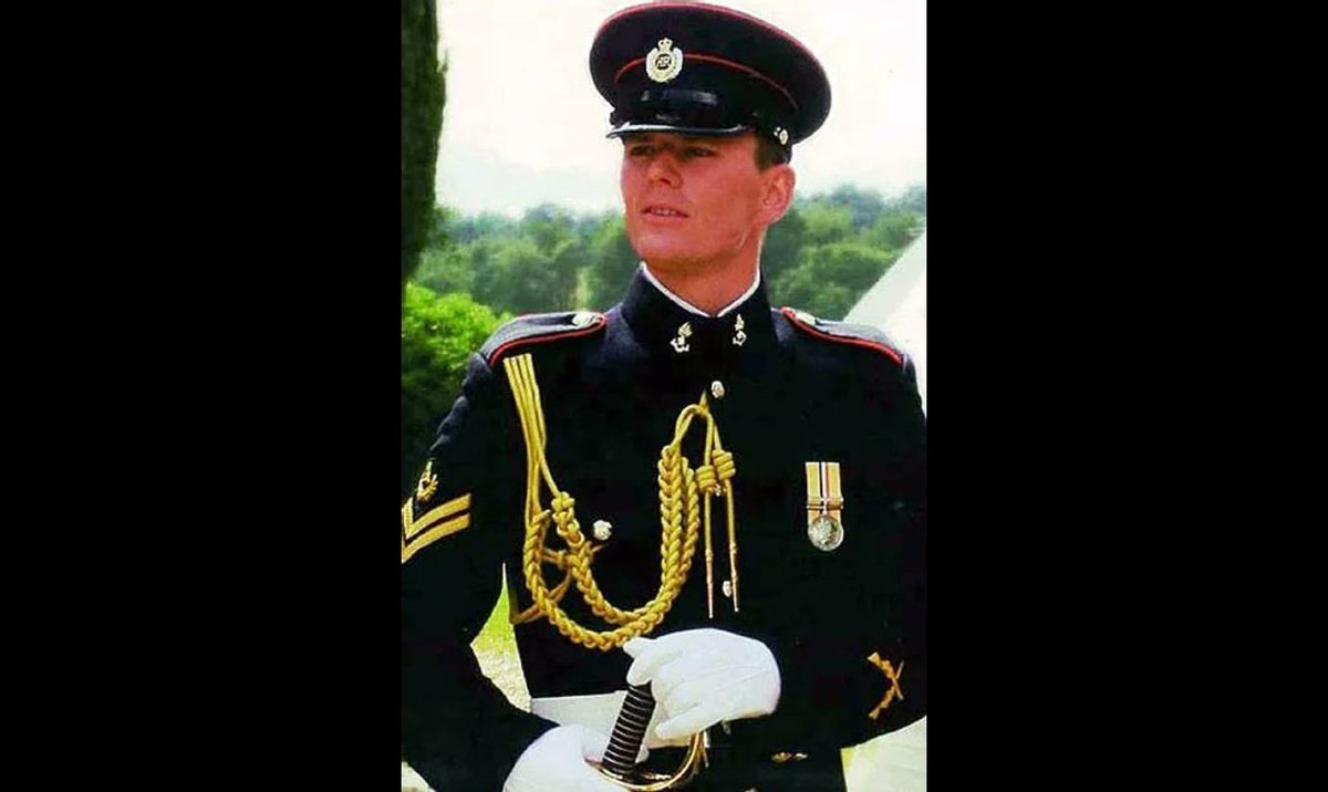 17th September, 2007

Corporal Ivano "Sean" Violino, aged 29 from Salford, of 20 Field Squadron, 36 Engineer Regiment, was killed by an explosion whilst part of a logistics convoy, near Gereshk, Helmand Province, Afghanistan 

Lest we Forget this brave man who gave his all 🏴󠁧󠁢󠁥󠁮󠁧󠁿 🇬🇧