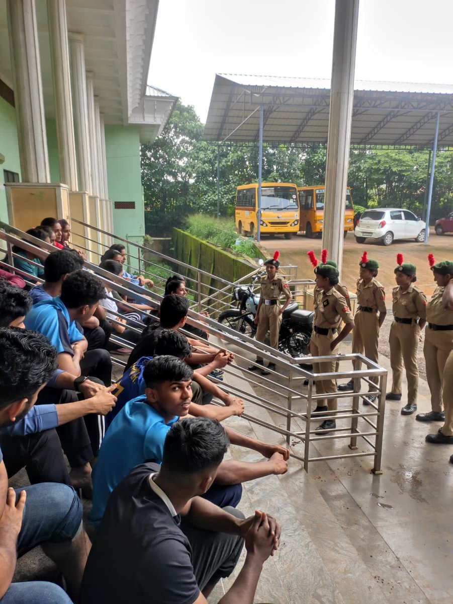 nccmesmaramplly's tweet photo. NCC ENROLLMENT 2023
.
.
.
.
.
#nccmarampally
#nccenrollment
#NCC
@DefencePROkochi 
@NCC_KER_LAK_DTE 
@HQ_DG_NCC 
@DefencePROTvm https://t.co/QEltvnph5v