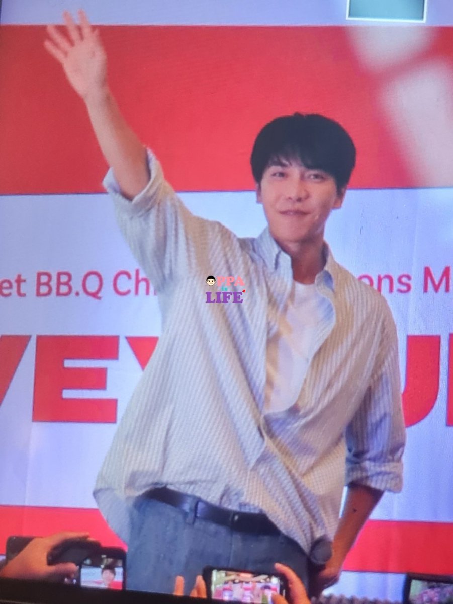[PREVIEW] Lee Seunggi at Robinsons Magnolia for BBQ Chicken Event

#이승기 #LeeSeungGi #LeeSeungGiInMNL