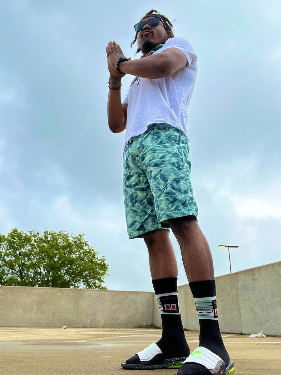 Crook Da Surfer 🏄🏾‍♂️ tweet media