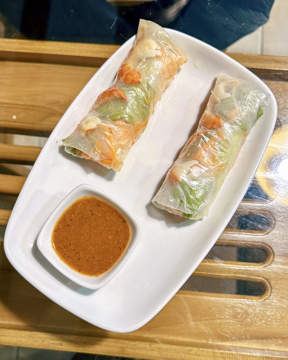 Z_Tasreen's tweet photo. Given the current wellness movement, I’m surprised that Vietnamese cuisine has not exploded in a bigger way. Fresh, bursting with nutrition and flavours, and needs minimal cooking, this is exactly what the doctor prescribed.

🥢:  Gỏi cuốn with peanut sauce/Bánh cuốn/Phở bò https://t.co/uUSKyGsX10