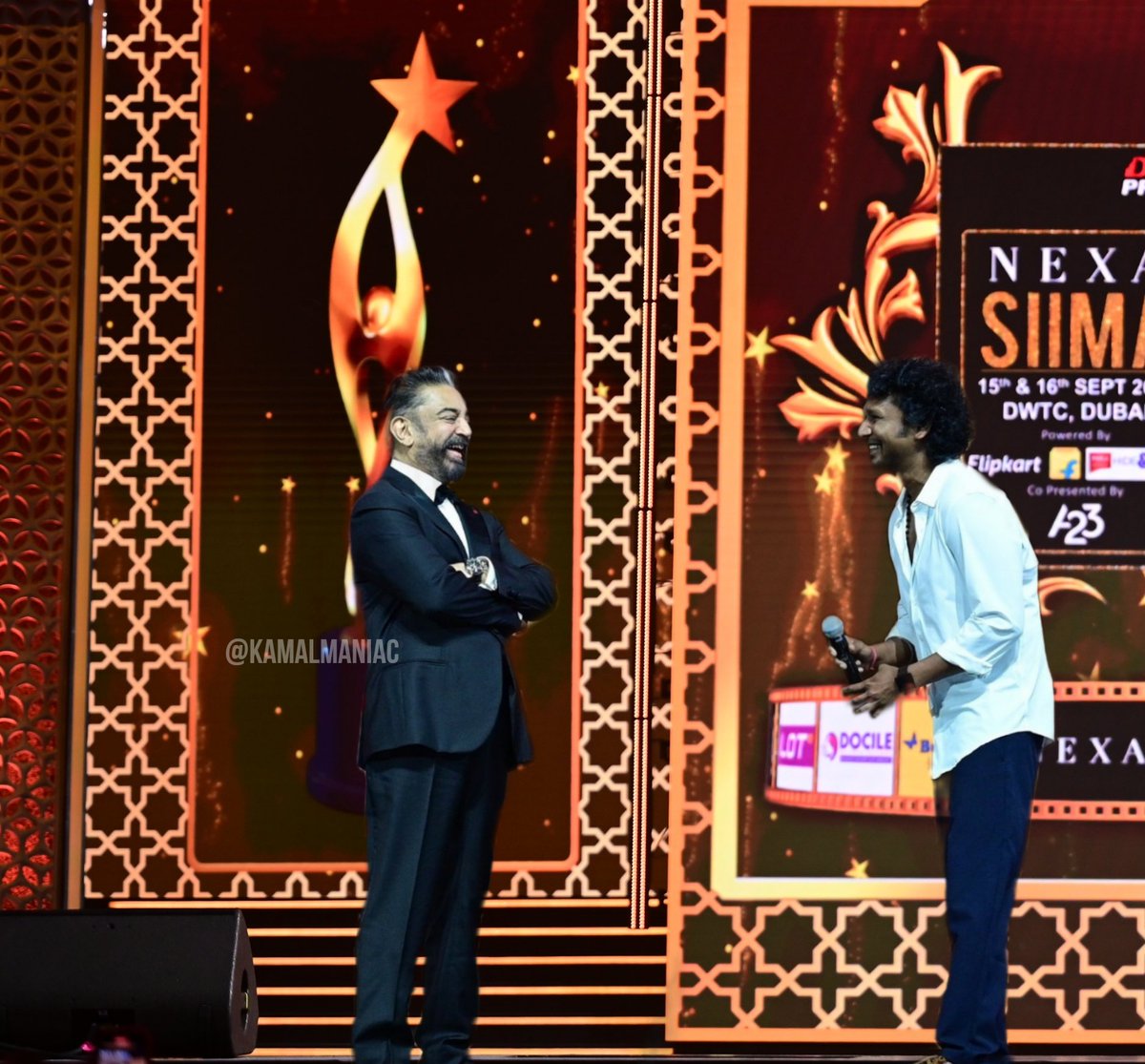 குரு சிஷ்யன் 😊 ❤️
#KamalHaasan  #Vikram #LokeshKanagaraj #SIIMA2023 #BestActor #BestDirector #RKFI