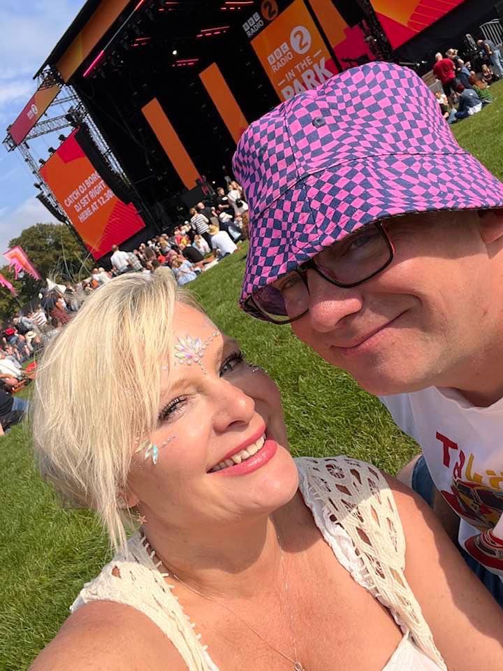 NGAutoArt's tweet photo. If you’re going to #radio2inthepark today, we hope you have a fantastic day! 

Yes, that’s @JamesBlunt crowd surfing in a Union Flag dinghy. As you were, people, nothing to see here… 🤪😁🙌

#LESTAH #ProperLeicester https://t.co/rtrjl37Vxq