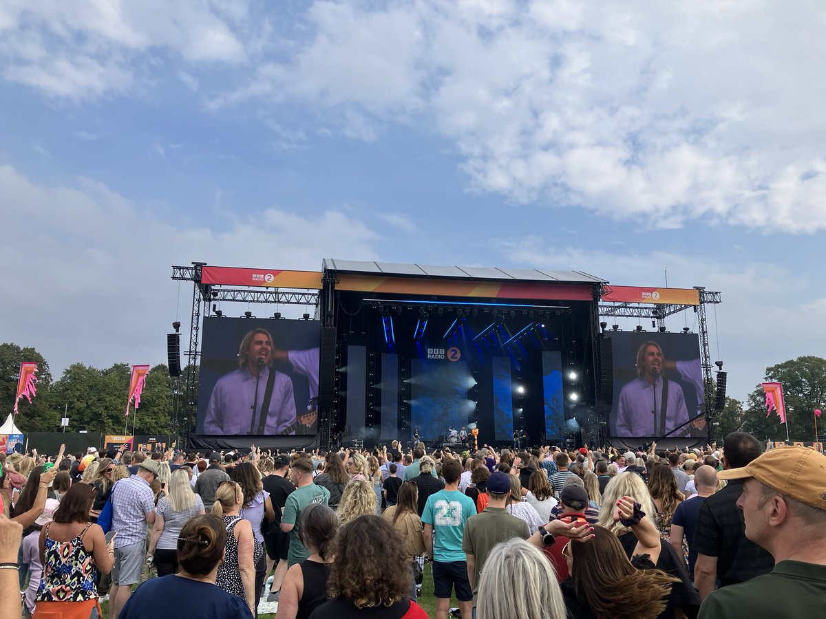 NGAutoArt's tweet photo. If you’re going to #radio2inthepark today, we hope you have a fantastic day! 

Yes, that’s @JamesBlunt crowd surfing in a Union Flag dinghy. As you were, people, nothing to see here… 🤪😁🙌

#LESTAH #ProperLeicester https://t.co/rtrjl37Vxq