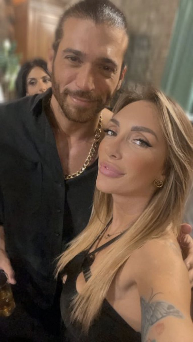 #CanYaman yesterday attended 40th birthday celebration of one of the hair stylist of Lux Vide who works with him on series #ViolaComeIlMare2