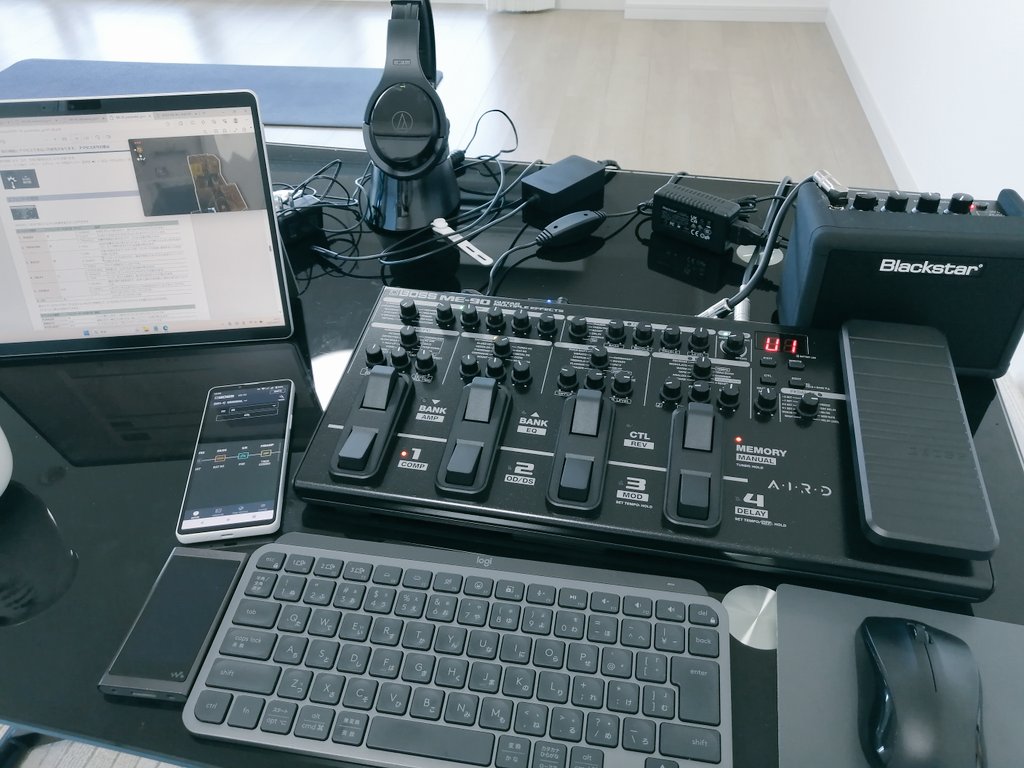 sharoshiba's tweet photo. 音作りクソ楽しいな。スマホで操作できるのめちゃ良。
#BossMe90 https://t.co/YjF9Njf8TU