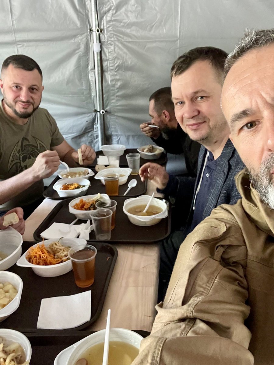 [情報] 烏克蘭官兵的野地飲食