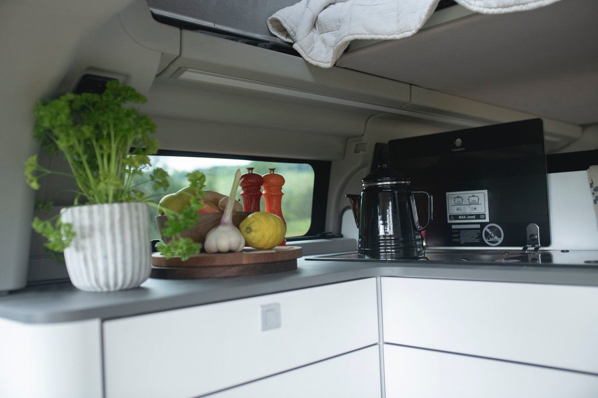 FordDostawcze's tweet photo. #FordPro I
▪️A w kolejny słoneczny weekendowy dzień witamy się z Wami wirtualnym śniadaniem z pokładu nowego #TransitCustomNugget ☕️🥐
Dzień dobry! https://t.co/C7qcq6WjWB