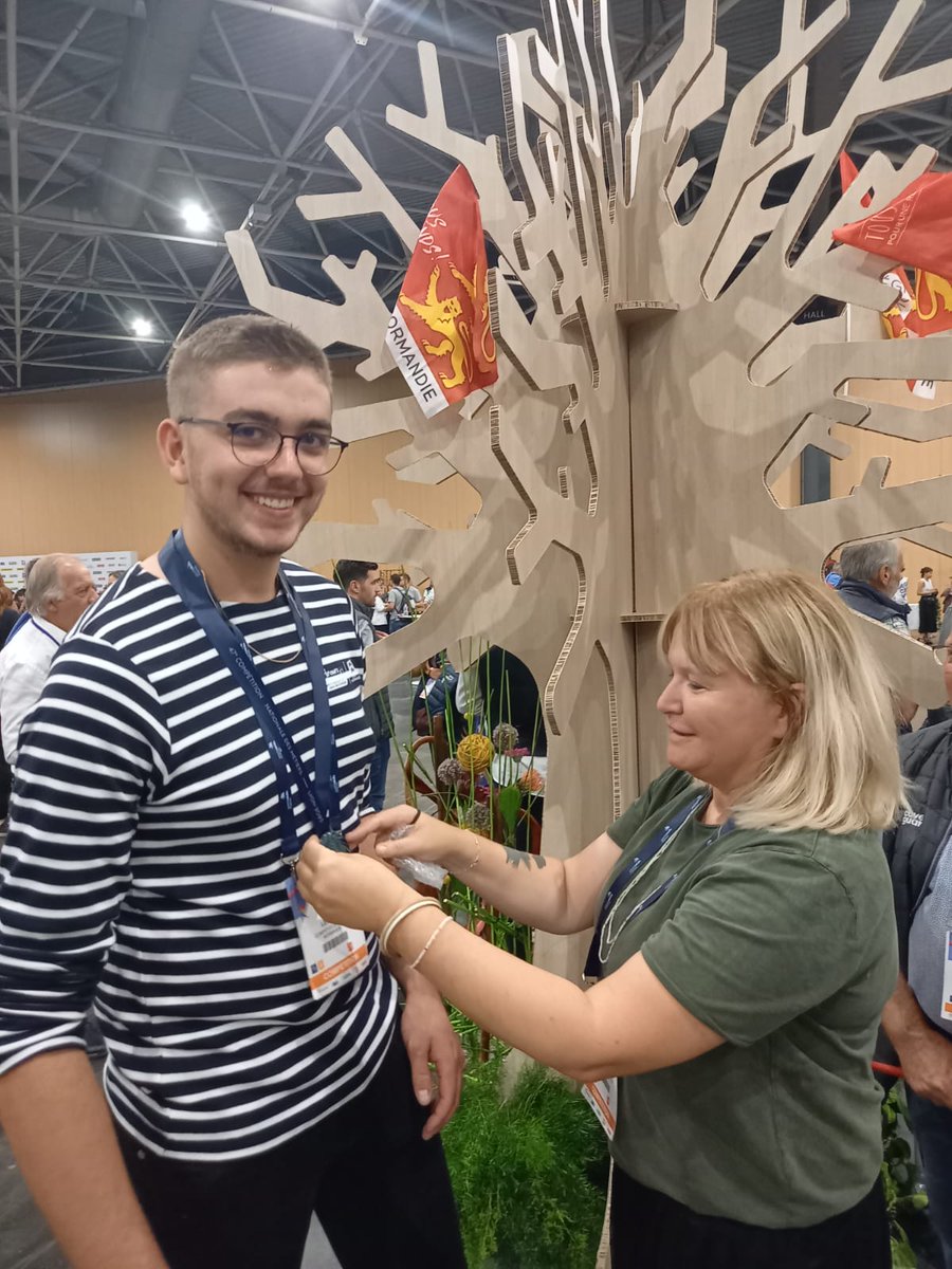 Lycée Des Métiers Risle-Seine tweet media