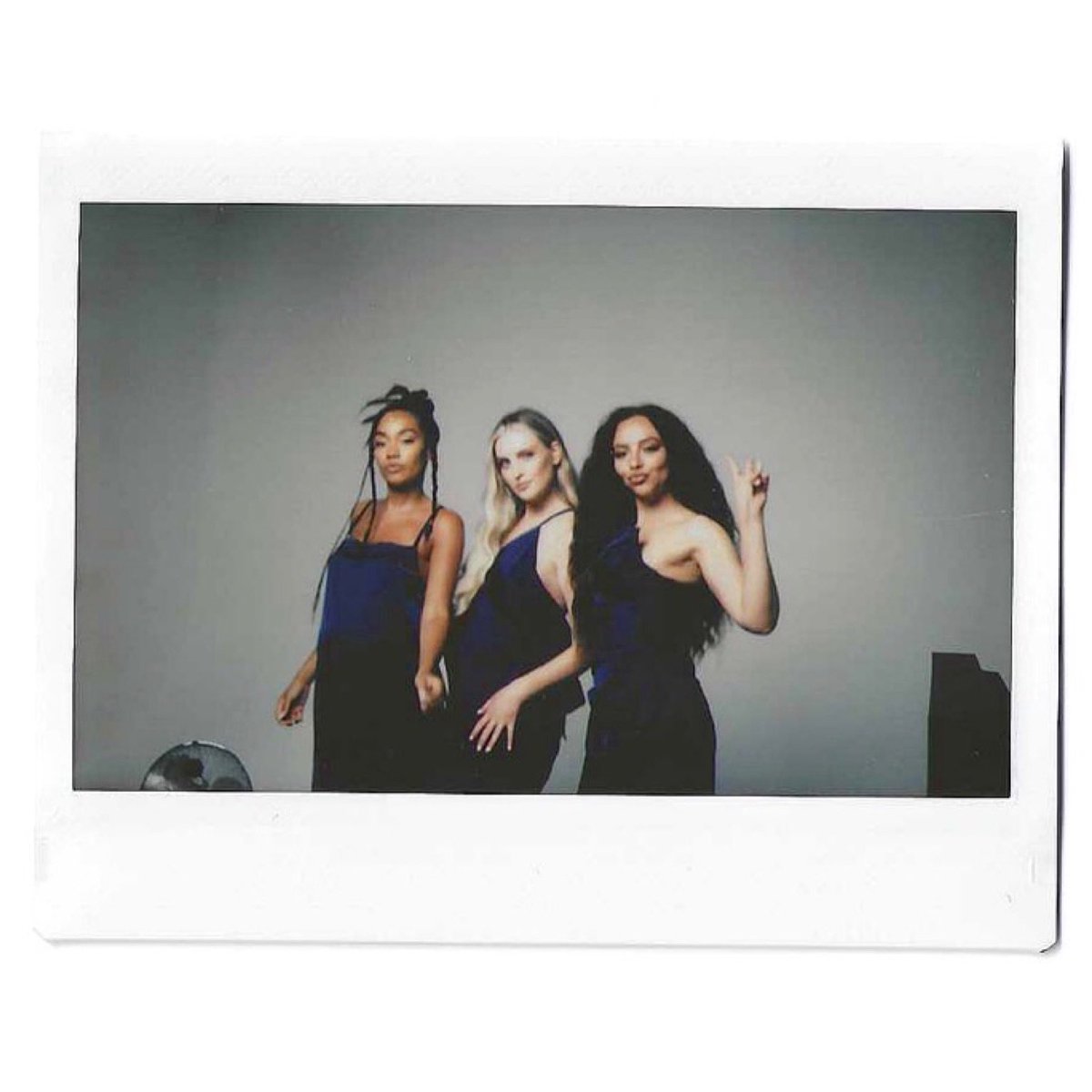littlemixnws's tweet photo. between us ✨ https://t.co/gITdzE7x9F